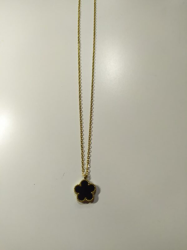 Collar con colgante trebol cinco hojas negro - Imagen 9