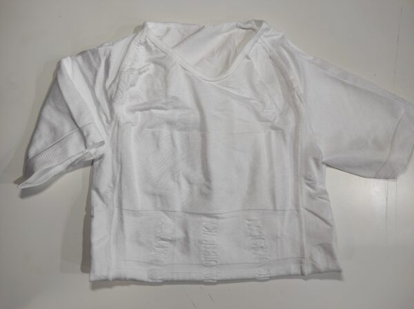 Camiseta de compresion moldeadora M/L - Imagen 8